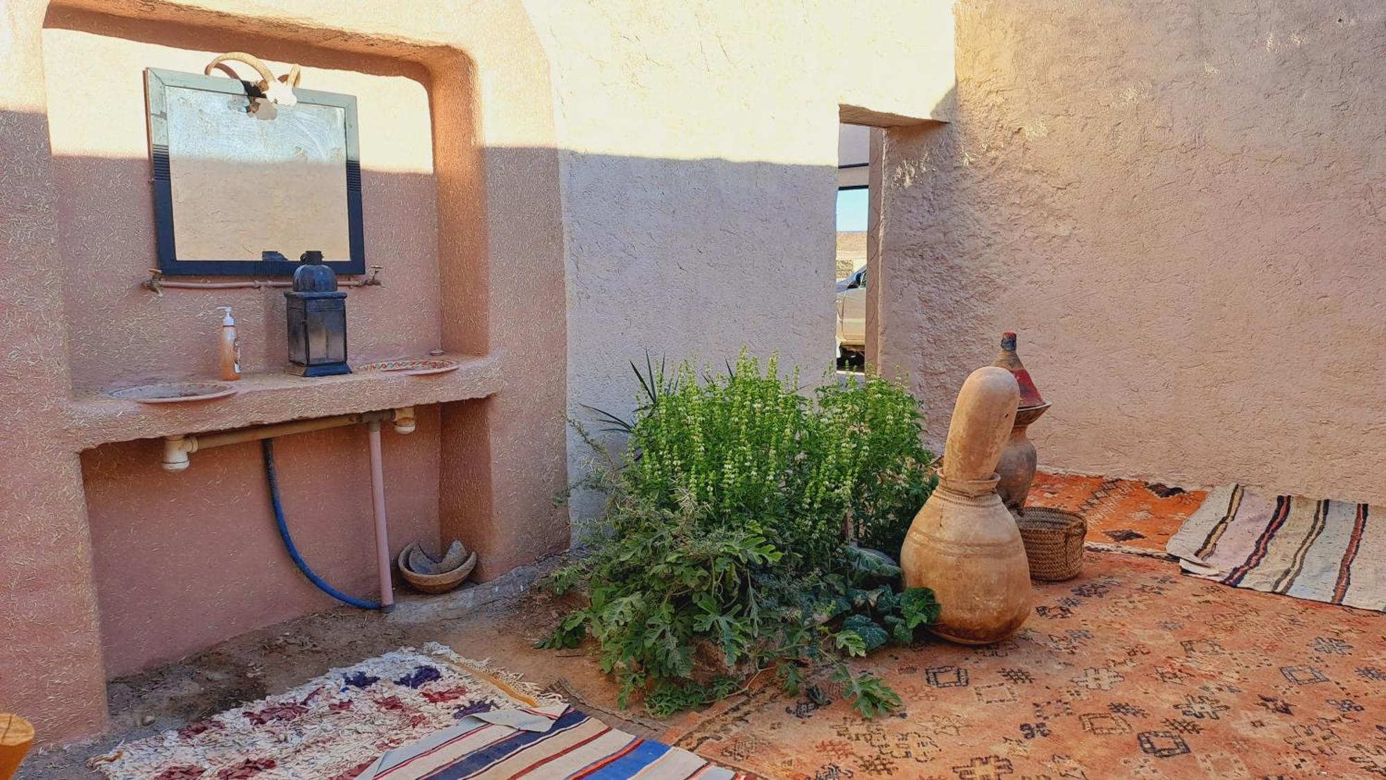 La Petite Maison Du Lac Iriki Foum Zguid Exteriér fotografie